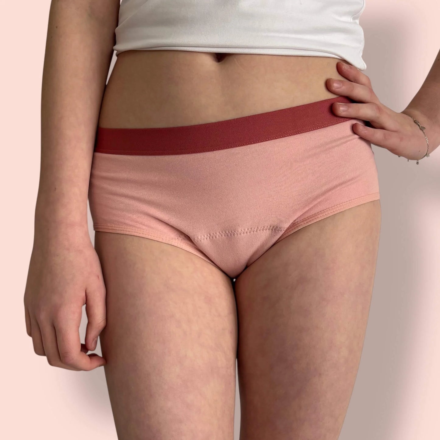 Culotte menstruelle Naoline rose adolescente jeune fille