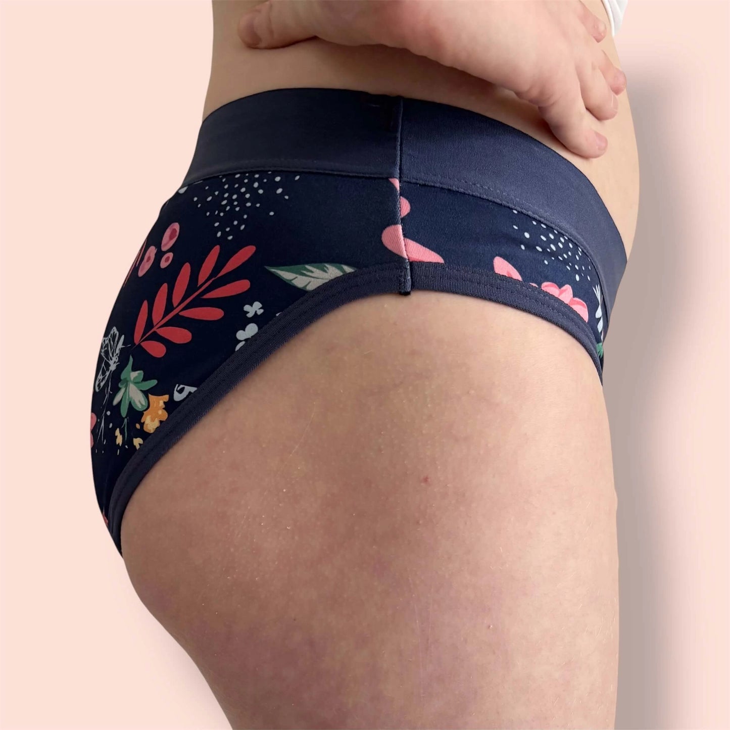 Culotte menstruelle Naoline fleurie adolescente jeune fille