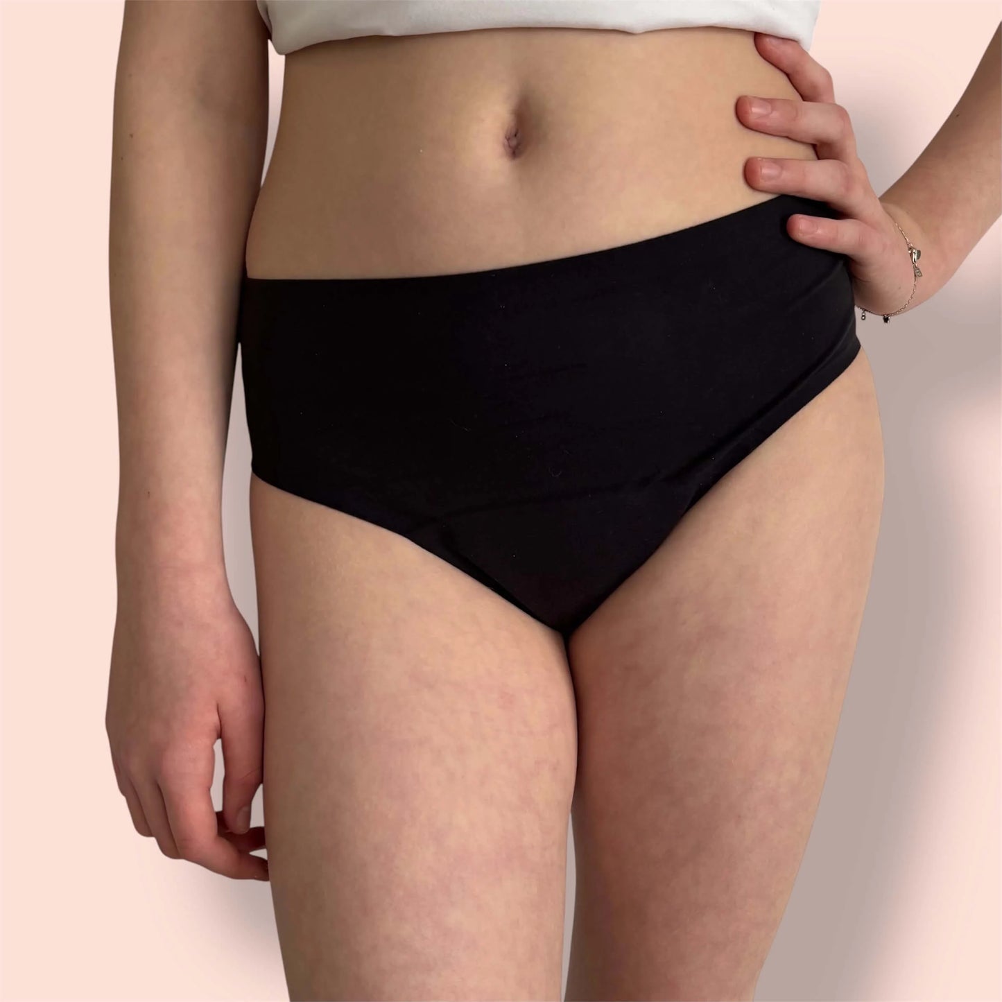 Culotte menstruelle Naoline flux très abondant noire adolescente jeune fille