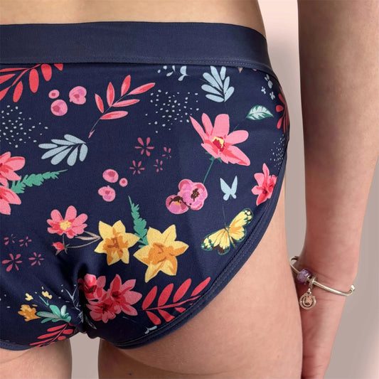 Culotte menstruelle Naoline fleurie adolescente jeune fille  