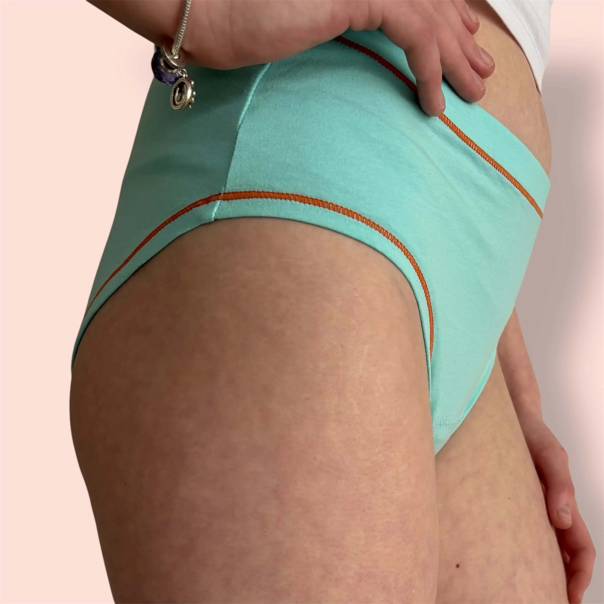 Culotte menstruelle Naoline turquoise adolescente jeune fille  